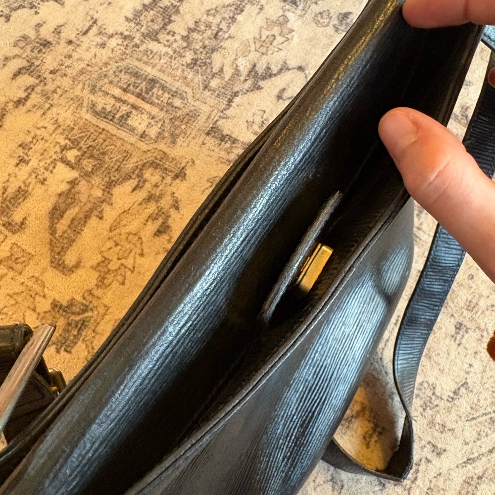 Fendi Black Crossbody Bag - Picture 6 of 7